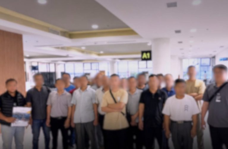 Imigrasi Batam deportasi 24 warga negara China melalui Bandara Hang Nadim