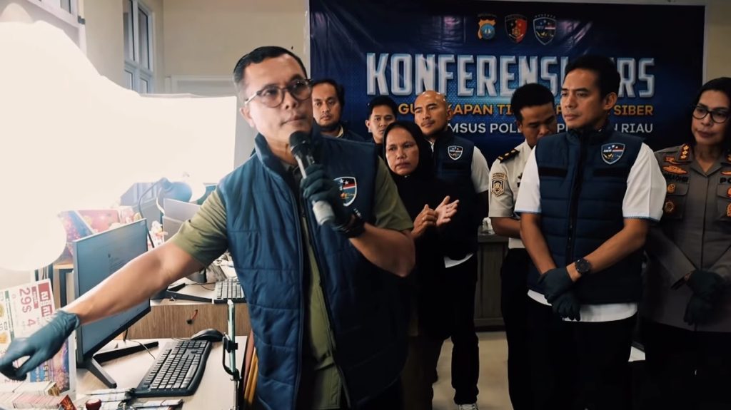 Penggerebekan judi online Hong Kong Lottery di Batam oleh Ditreskrimsus Polda Kepri
