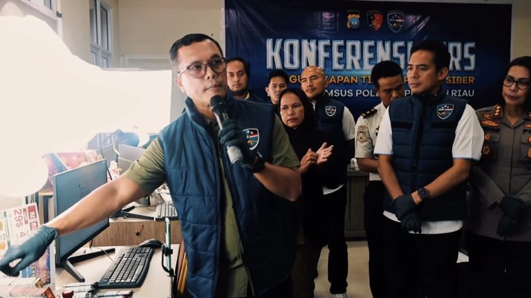 Penggerebekan judi online Hong Kong Lottery di Batam oleh Ditreskrimsus Polda Kepri