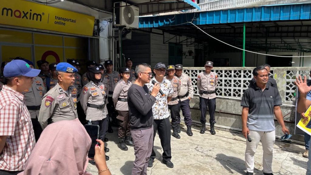 Pengamanan aksi unjuk rasa driver online PDT di Kantor Gubernur Kepri Pulau Dompak