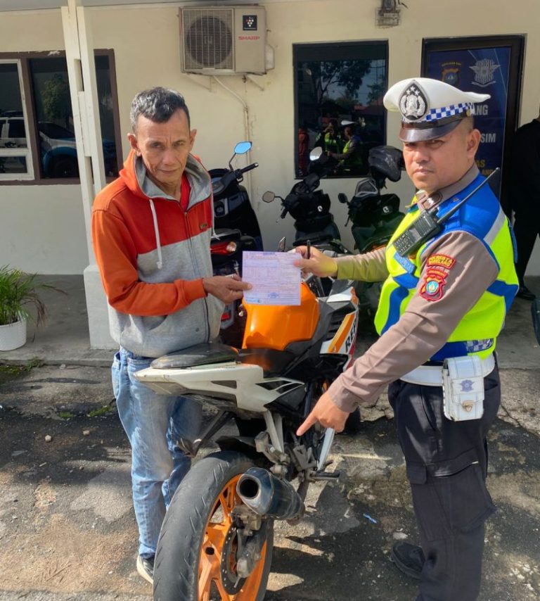 Patroli hunting Satlantas Polresta Barelang di Batam