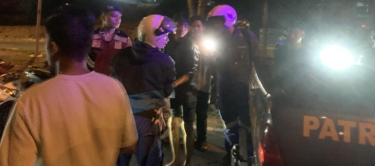 Petugas Polresta Barelang tangani laka tunggal di Jalan Laksamana Bintan Batam