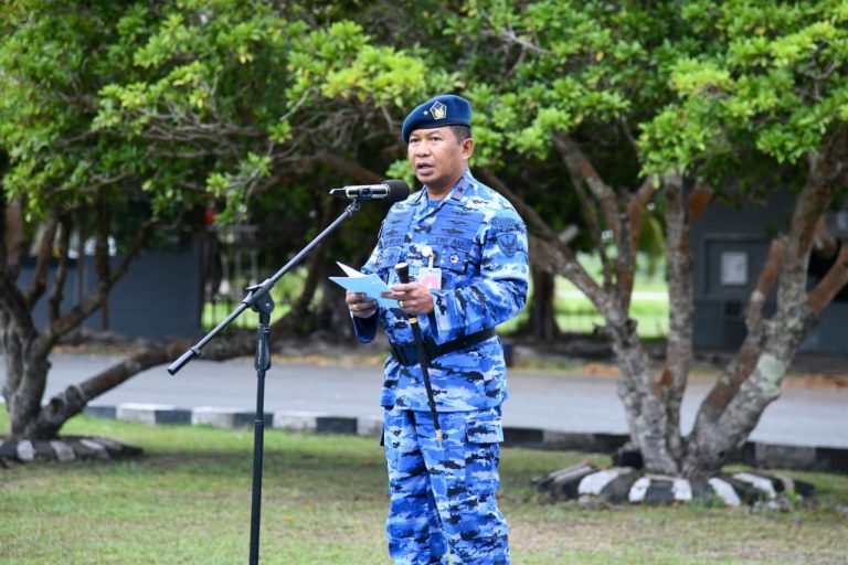 Upacara Bendera Bulanan Lanud RSA Natuna