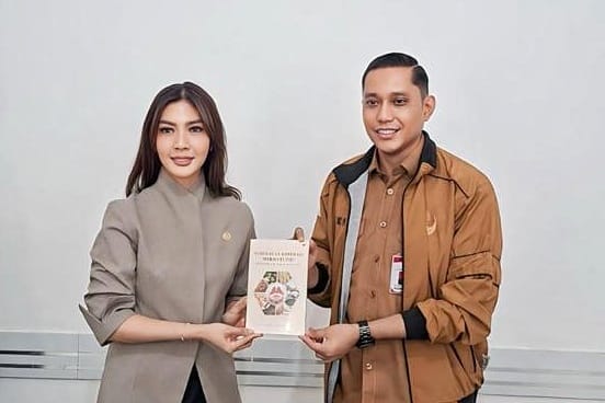 Pelatihan AI untuk UMKM Batam hasil kerja sama Pemprov Kepri dan Senator DPD RI