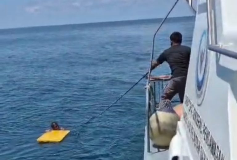 Nahkoda KM Ocean Three ditemukan selamat oleh Tim SAR Gabungan di Perairan Natuna.