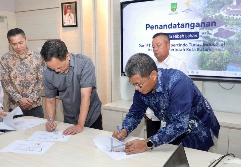BATAM TERIMA HIBAH LAHAN UNTUK POS DAMKAR DI NONGSA