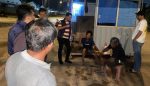 Personel Polsek Nongsa mengamankan dua terduga pelaku percobaan pencurian di PT Samara Industrial Park Batam.