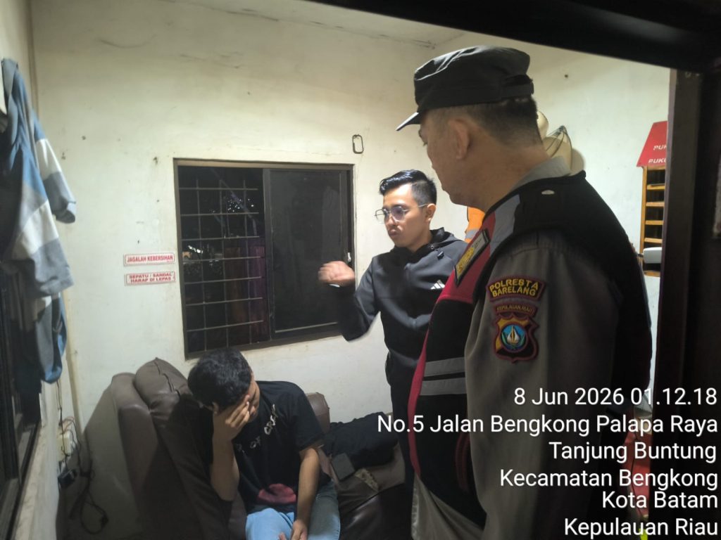 Polisi amankan terduga pelaku pencurian di Bengkong Batam setelah ditangkap warga