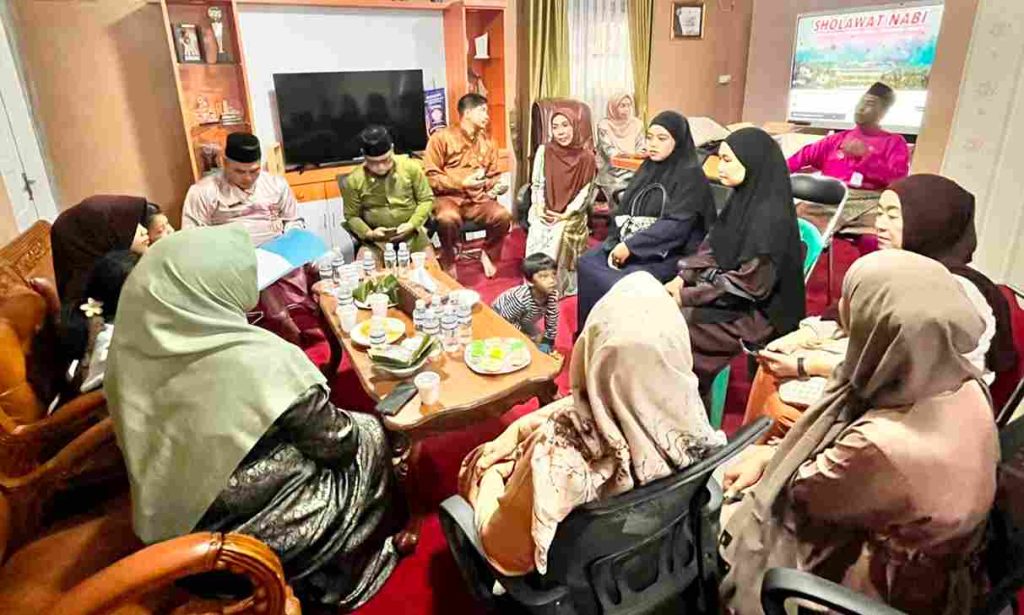 030726 3 Anak Viral Terlantar_11zon