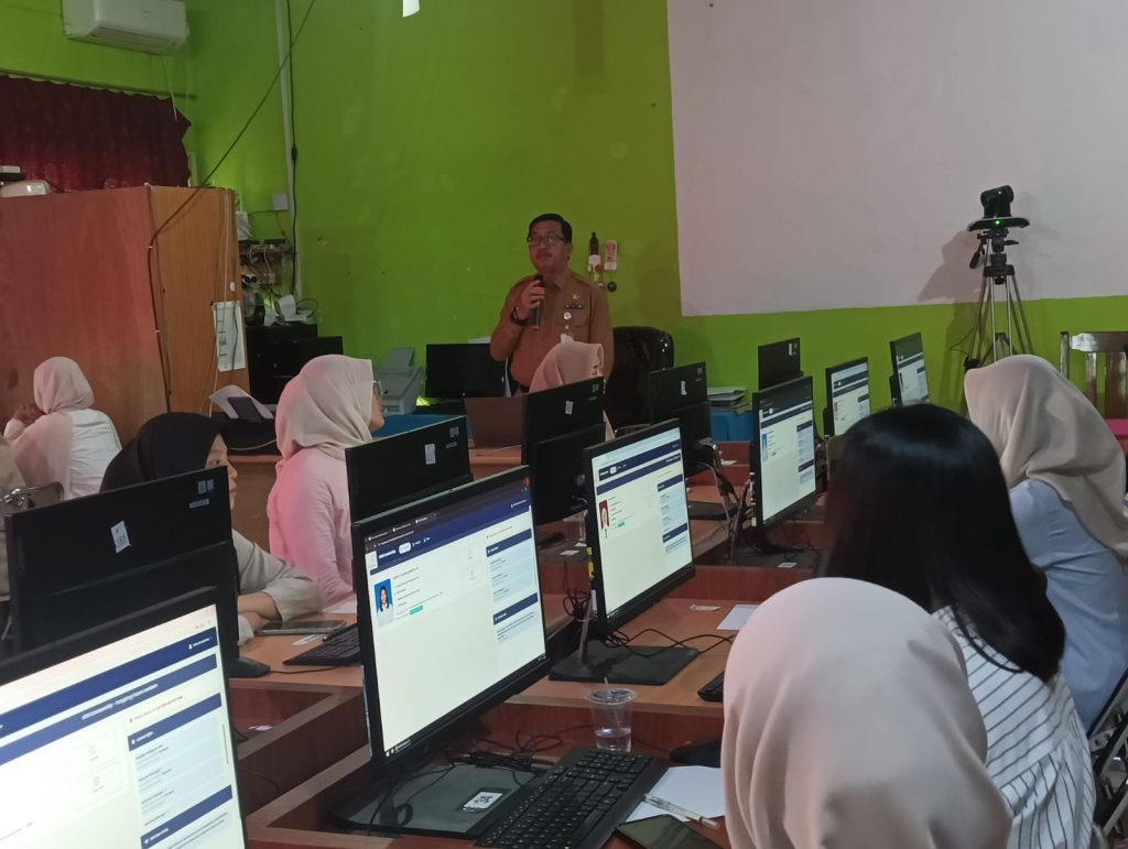 Pelaksanaan seleksi beasiswa Universitas Pertamina di SMAN 1 Natuna.
