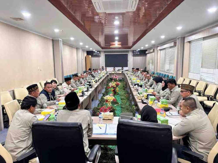 Ketua DPRD Batam terima audiensi FPK