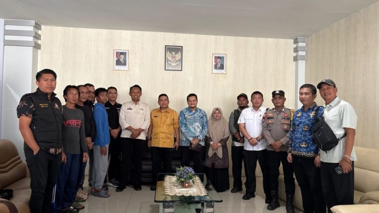 Empat nelayan Indonesia dipulangkan dari Malaysia melalui Johor Bahru.