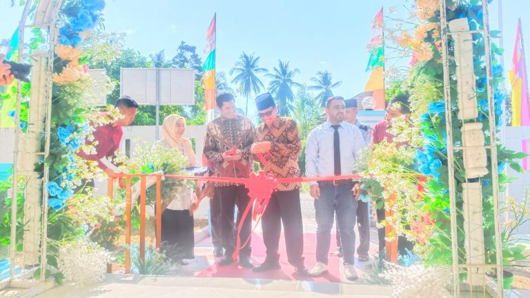 Peresmian Natuna International Kindergarten oleh Wakil Bupati Natuna Jarmin.