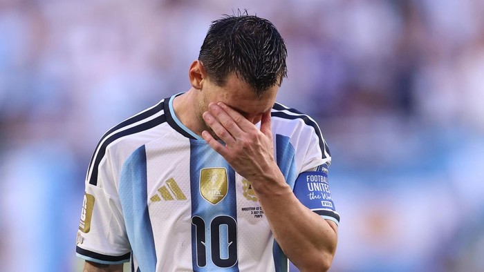 lionel-messiargentina-vs-cape-verdetimnas-argentinapiala-dunia-2026juara-bola-dunia-2026babak-16-besar-piala-dunia-2026