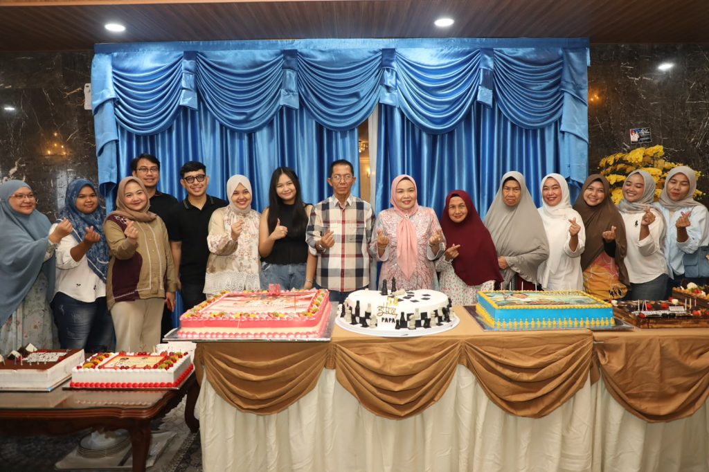 Ulang Tahun Amsakar Achmad