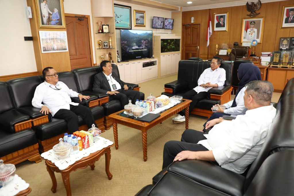 amsakar-terima-ketua-pn-batam-baru-sinergi-forkopimda