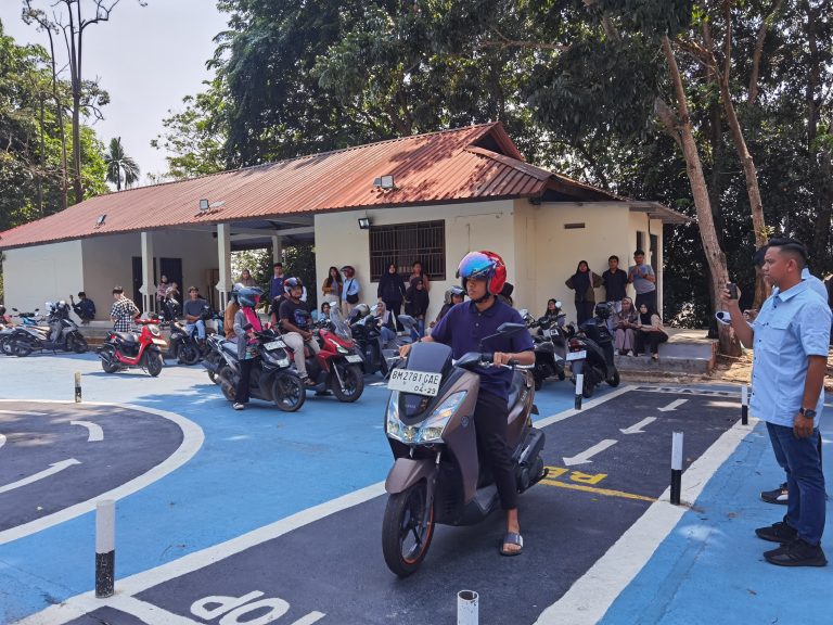 Pembuatan SIM di Polresta Barelang