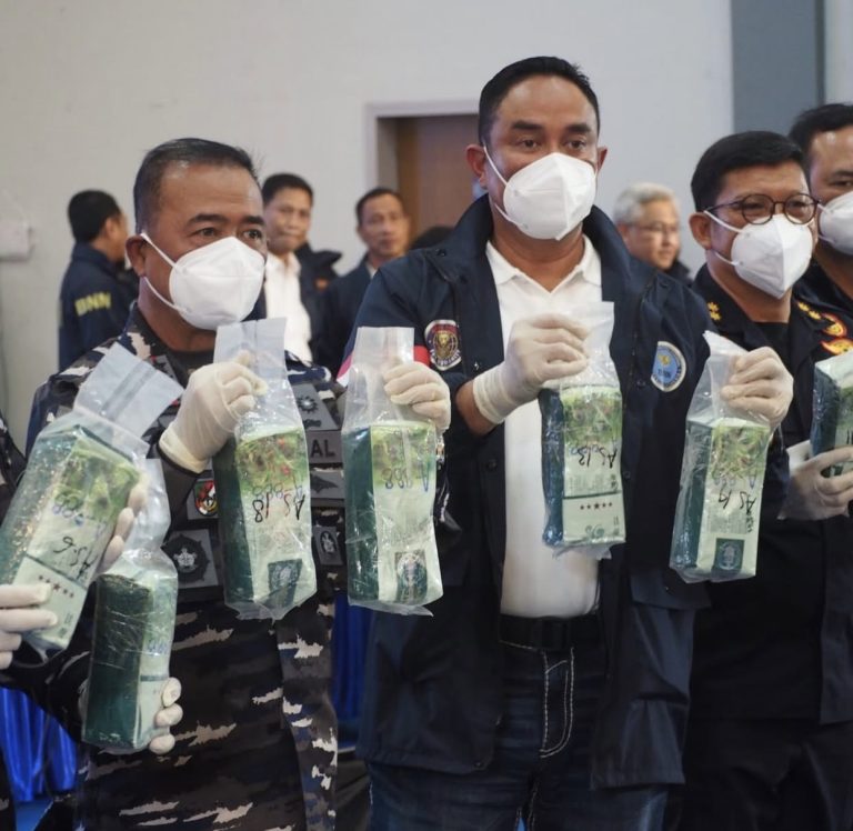 Pengungkapan 1,3 ton ketamine di perairan Kepri
