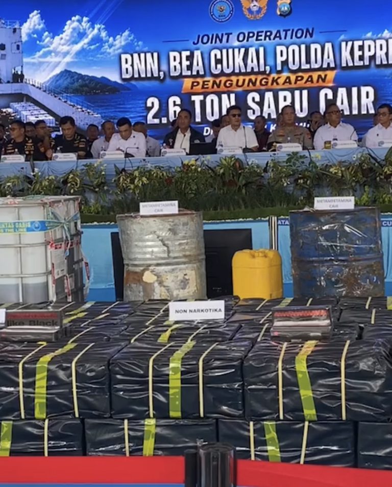 kapal-mv-ocean-porter-26-ton-sabu-cair-kepri.jpg