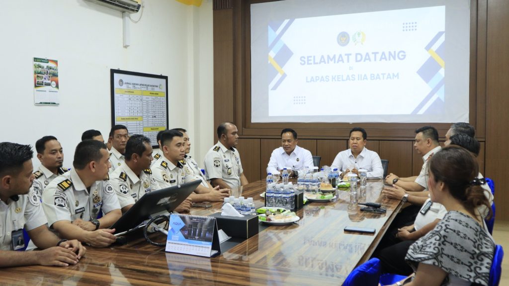 deputi-imigrasi-pemasyarakatan-kemenko-kumham-imipas-kunjungi-lapas-batam