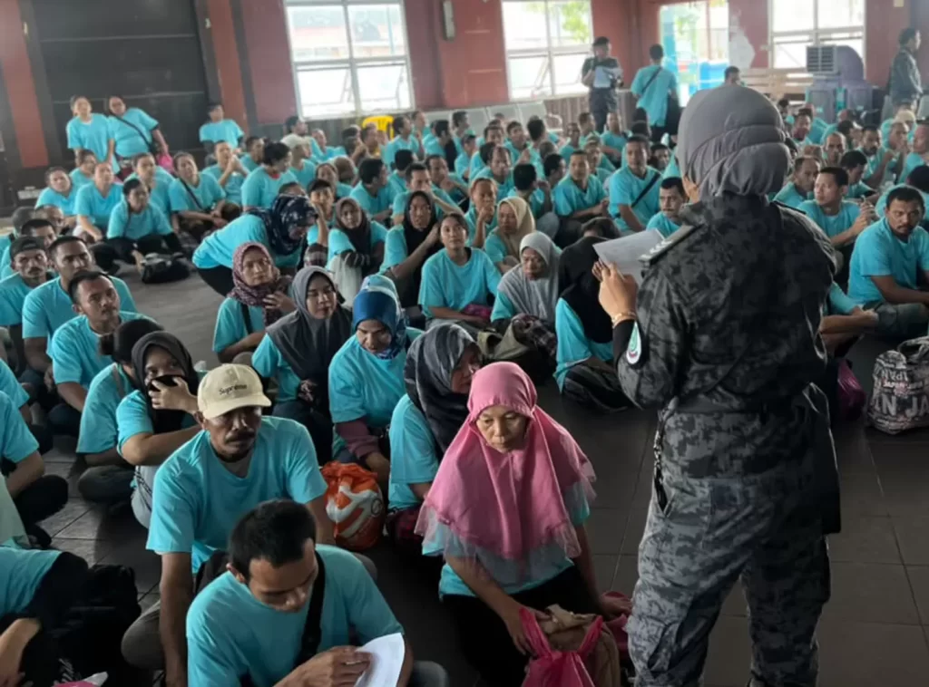 307 WNI dipulangkan dari Johor Malaysia ke Batam