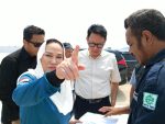 bupati-natuna-dampingi-wamenlu-tinjau-pelabuhan-selat-lampa-knmp