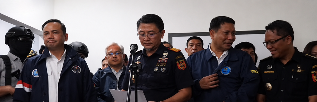 BNN RI memburu dua WNA pemasok narkoba di Batam.