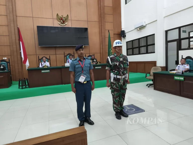 Mayor Laut Faisal Mulia divonis 10 tahun penjara kasus sabu Deskripsi gambar: