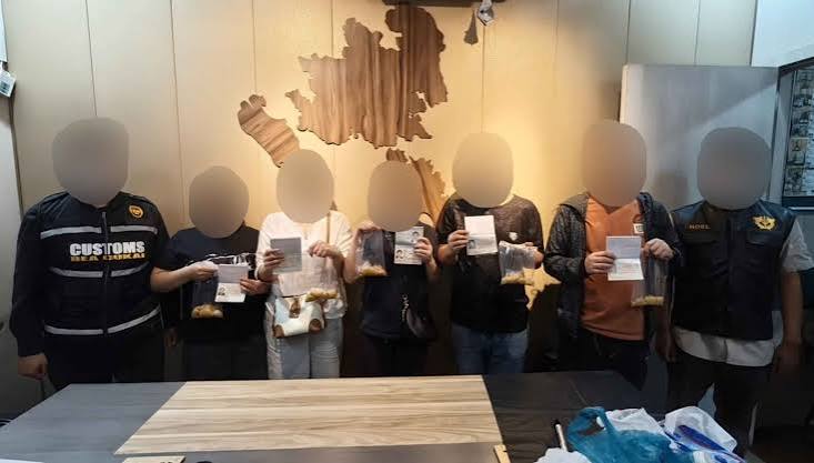 Bea Cukai Batam gagalkan penyelundupan bubuk mengandung emas