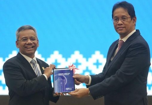 purbaya-serahkan-jabatan-menkeu-kepada-suahasil-nazara-1789449141031_169