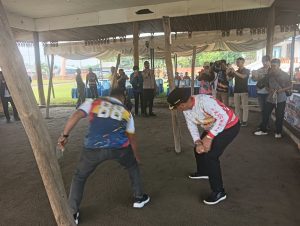pertandingan-gasing-hut-natuna-ke-27.jpg