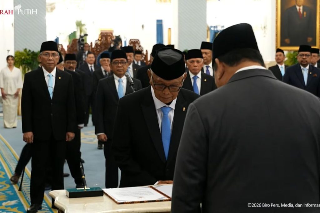prabowo-lantik-26-anggota-wantimpres-pratikno-hatta-rajasa