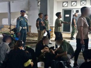 Pengamanan 12 WNA Vietnam yang diduga hendak berangkat ke Malaysia melalui jalur ilegal di Batam