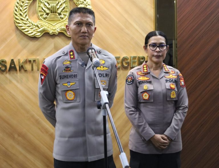 kapolda-kepri-empat-personel-tersangkut-narkoba-diproses-propam.jpg
