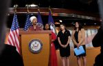 Ilhan Omar dituduh menikahi saudara kandung